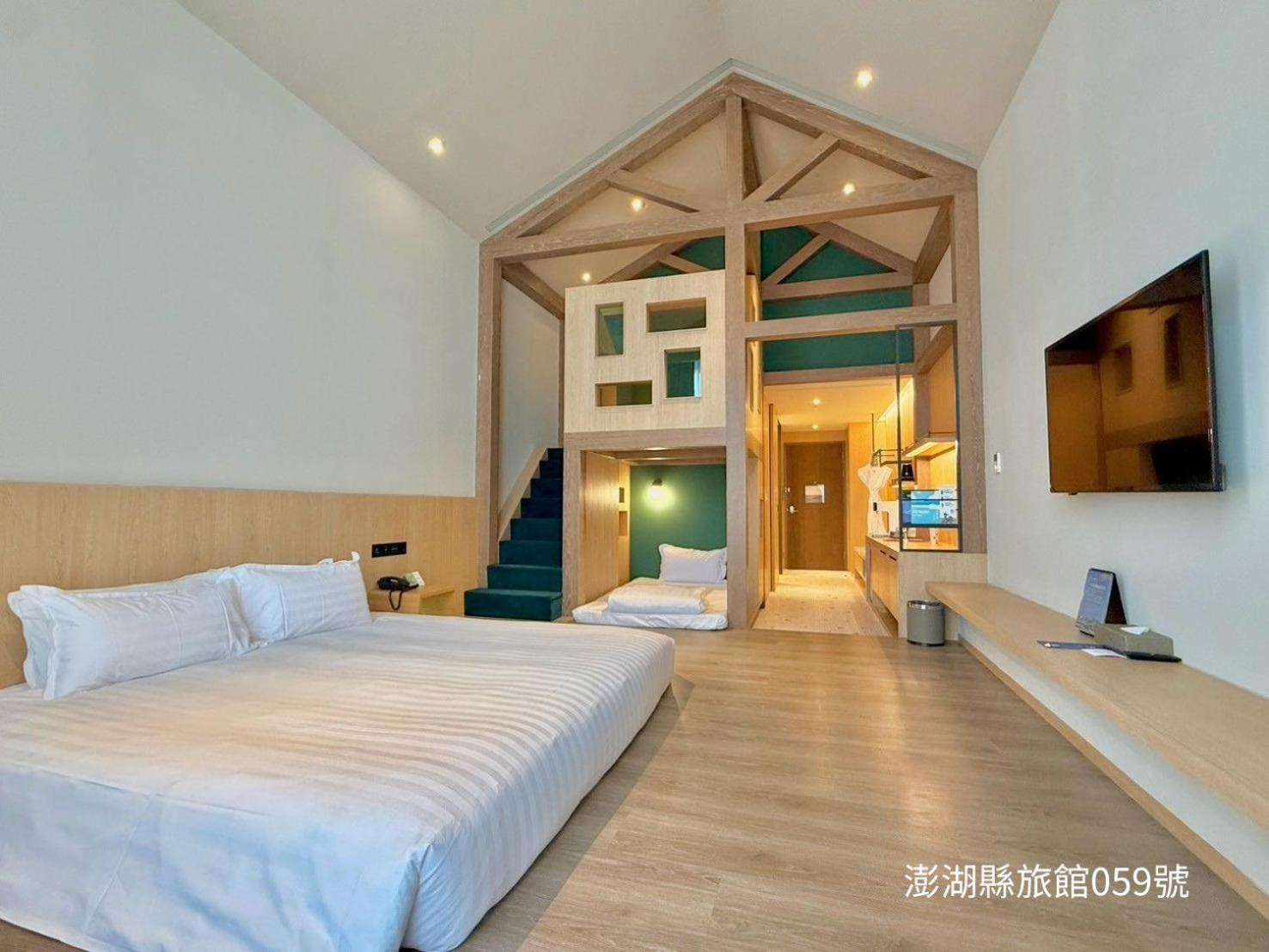 Discovery Hotel Magong Exterior photo
